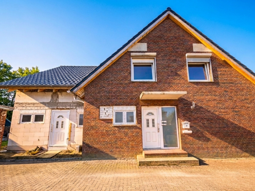 Einfamilienhaus zum Kauf 620.000 € 8 Zimmer 222 m² 794 m² Grundstück Elmshorn 25337