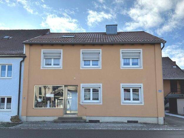 Einfamilienhaus zur Miete 1.058 € 7 Zimmer 157 m² 450 m² Grundstück frei ab 01.01.2026 Römerstraße 22 Preith 85131