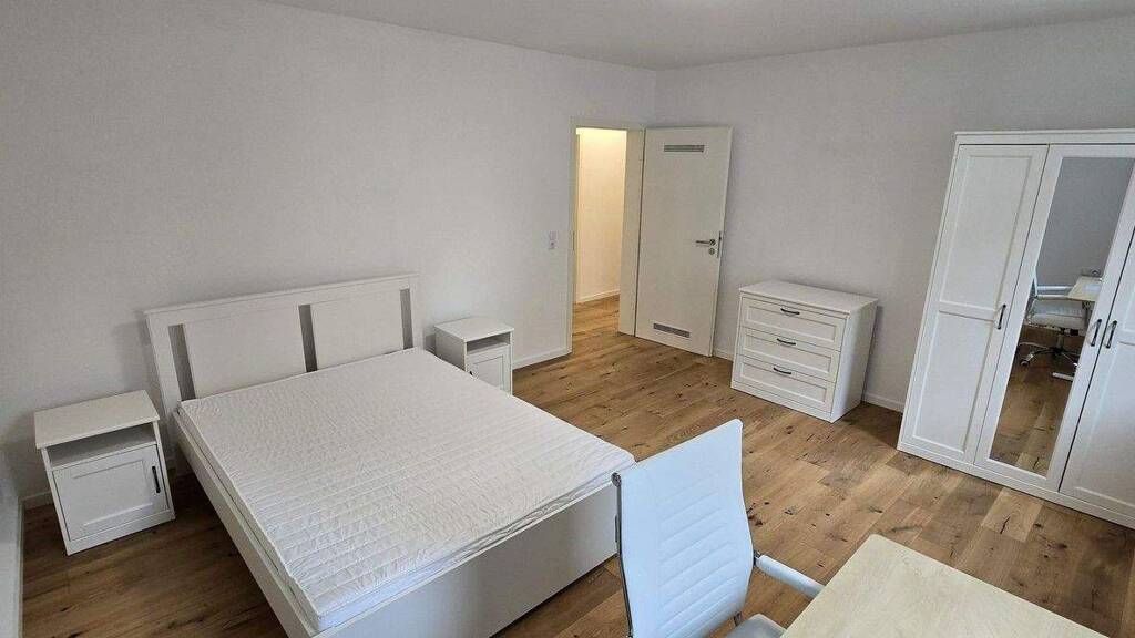 Studio zur Miete 620 € 1 Zimmer 38 m² 1. Geschoss Duisburgerstraße 26 Bad Cannstatt Stuttgart 70376