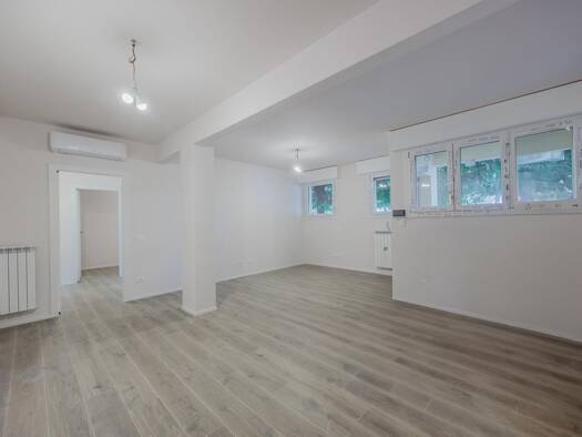 Wohnung zum Kauf 249.000 € 3 Zimmer 87 m² frei ab sofort Campi Bisenzio