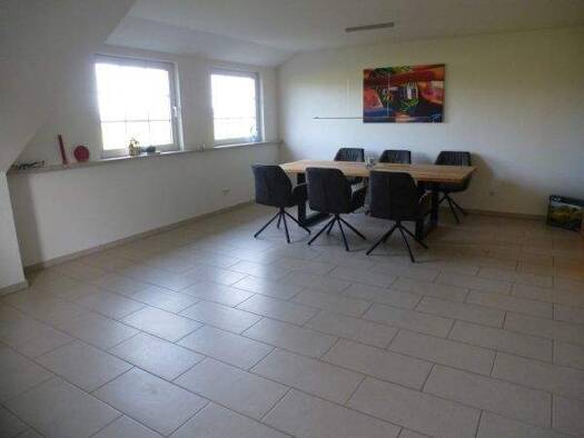 Wohnung zur Miete 750 € 3 Zimmer 96 m² 1. Geschoss frei ab 01.02.2026 Enger 32130