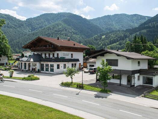 Produktionshalle zur Miete 1.000 € 74 m² Lagerfläche St. Ulrich am Pillersee 6393
