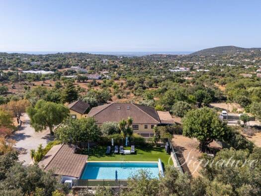 Haus zum Kauf 1.850.000 € 12.040 m² Grundstück Santa Bárbara de Nexe 8005