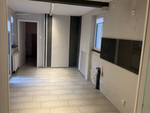 Terrassenwohnung zur Miete 700 € 4,5 Zimmer 100 m² Geschoss EG/2 frei ab sofort Hamelspringe Bad Münder am Deister 31848