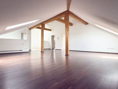 Wohnung zur Miete 800 € 3 Zimmer 81 m² Dachgeschoss, 3. Geschoss frei ab sofort Schnieglinger Straße 294 Schniegling Nürnberg 90427