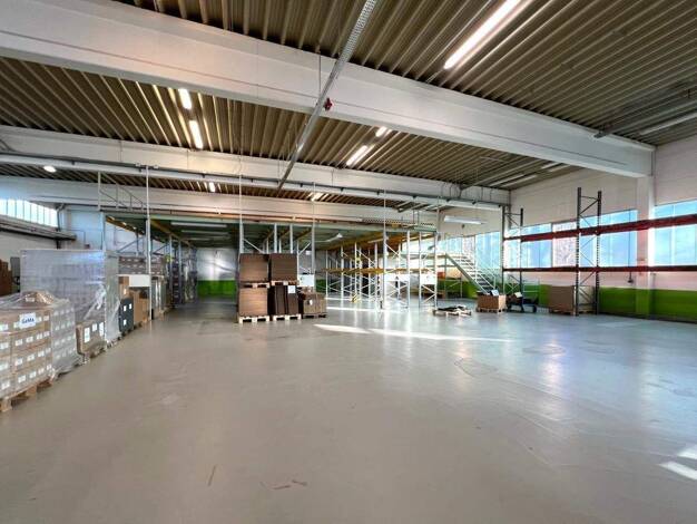 Lagerhalle zur Miete 6,90 € 645 m² Lagerfläche teilbar ab 645 m² Harksheide Norderstedt 22844