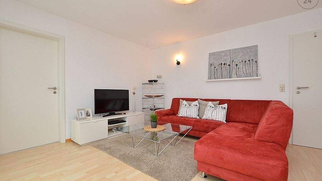 Wohnung zur Miete 945 € 2 Zimmer 45 m² EG frei ab sofort Höchberg 97204
