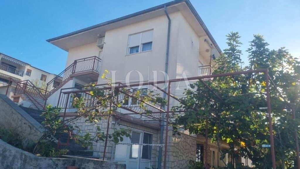 Haus zum Kauf 799.000 € 12 Zimmer 325 m² Novi Vinodolski