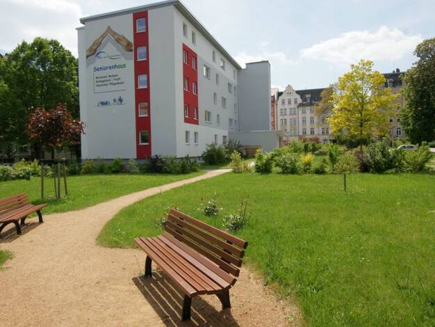 Wohnung zur Miete 287 € 1 Zimmer 34,9 m² 1. Geschoss Dittesstraße 60 Westend Plauen 08523
