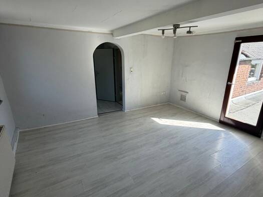 Haus zur Miete 900 € 3,5 Zimmer 149 m² 300 m² Grundstück frei ab sofort Frimmersdorf Grevenbroich 41517