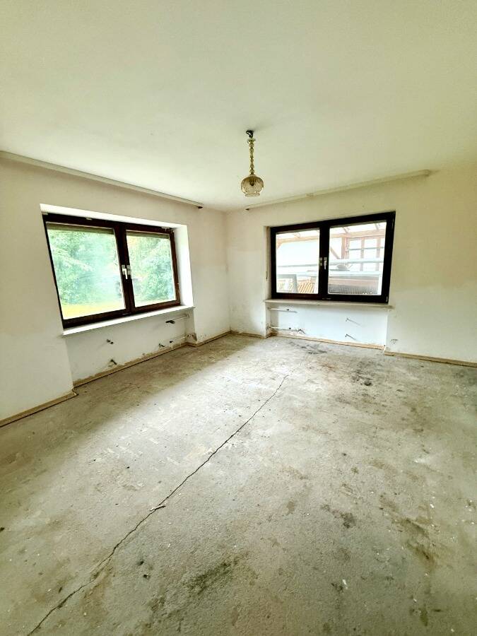 Einfamilienhaus zum Kauf – další