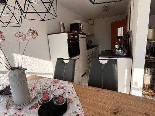 Wohnung zur Miete 670 € 2 Zimmer 73,6 m² 3. Geschoss frei ab sofort Bergener Straße 21 Marbach Erfurt 99092