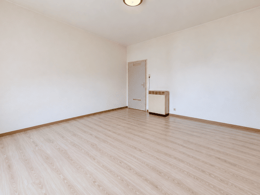 Wohnung zum Kauf 120.000 € 1 Zimmer 29 m² frei ab sofort Ost Stuttgart 70190