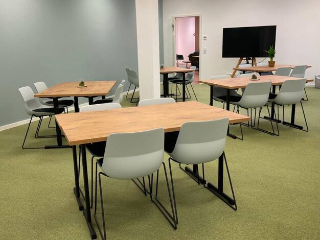 Bürofläche zur Miete provisionsfrei 800 € 21 m² Bürofläche Dorfweiler Straße Schmitten Schmitten 61389