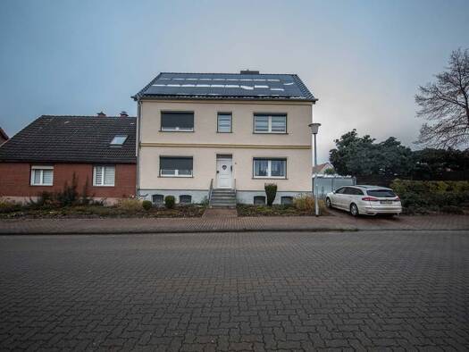 Einfamilienhaus zum Kauf provisionsfrei 375.000 € 8 Zimmer 244,8 m² 570 m² Grundstück Holzhof 5 Pritzwalk 16928