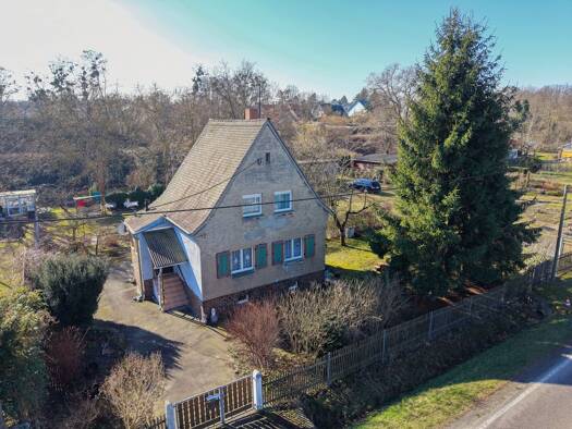 Einfamilienhaus zum Kauf 125.000 € 3 Zimmer 67 m² 1.390 m² Grundstück Machern Machern 04827
