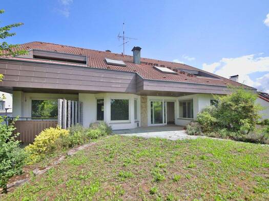 Mehrfamilienhaus zum Kauf 849.000 € 7 Zimmer 316 m² 695 m² Grundstück Weil der Stadt 71263