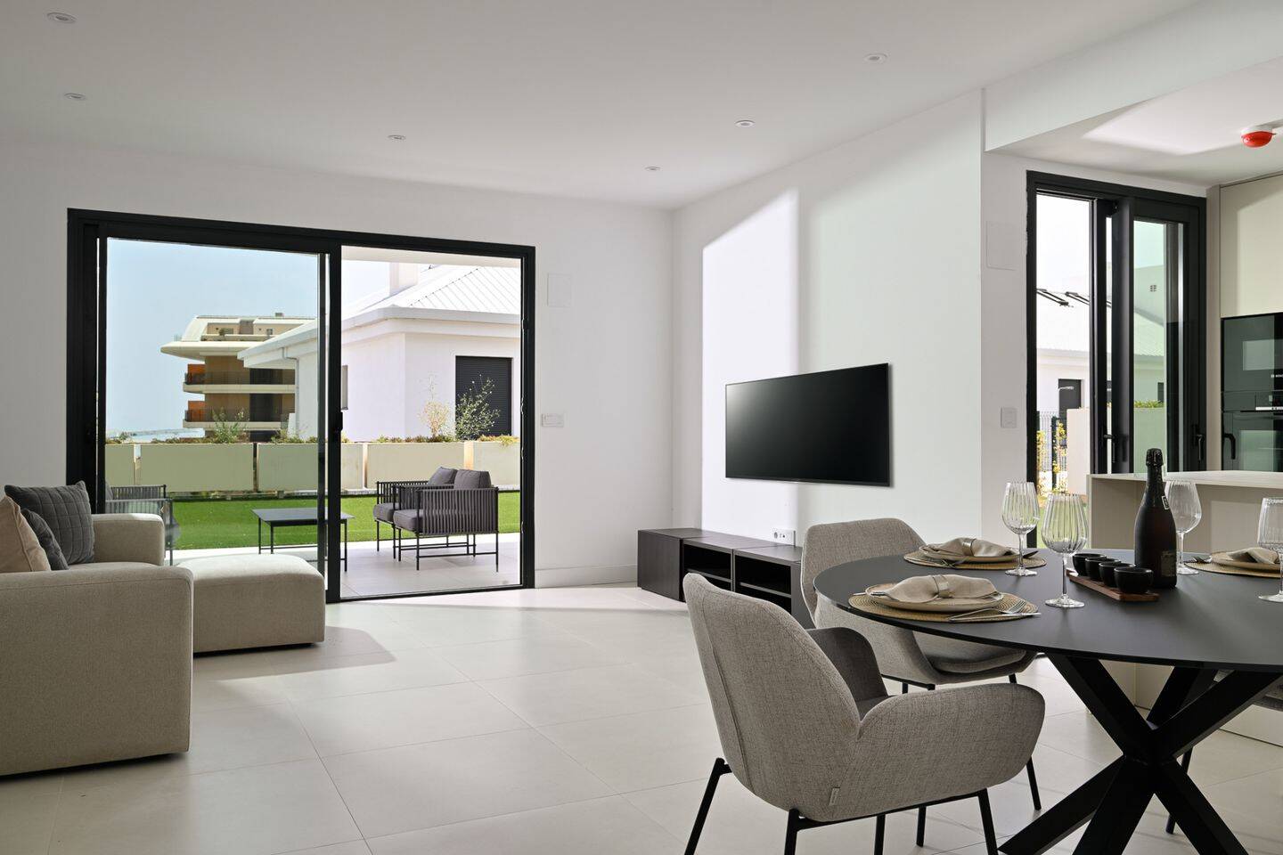 Immobilie in Schneverdingen - Atemberaubende Gartenwohnung mit 3 Schlafzimmern in einer begehrten, gesicherten Wohnanlage in Higuerón, Fuengirola. - Bild 4