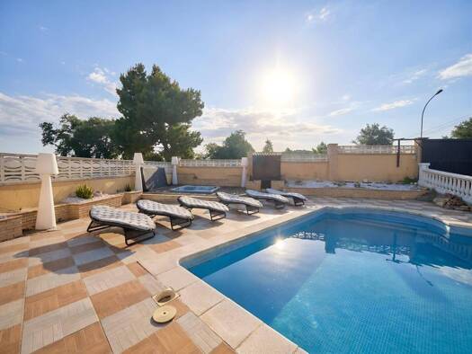 Villa zum Kauf 420.000 € 5 Zimmer 243 m² 828 m² Grundstück NICARAGUA Lloret de Mar 17310