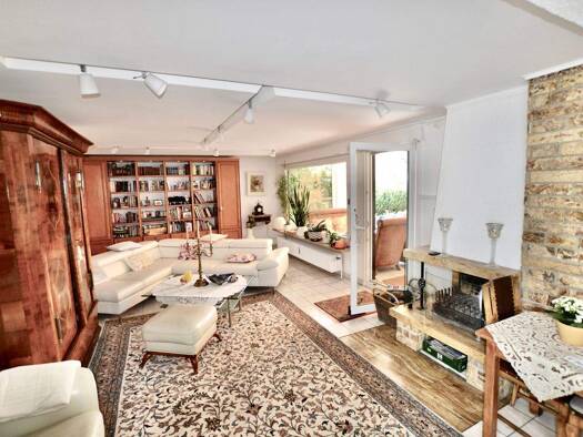 Einfamilienhaus zum Kauf 519.000 € 8 Zimmer 200 m² 634 m² Grundstück Mühlhausen Estenfeld 97230