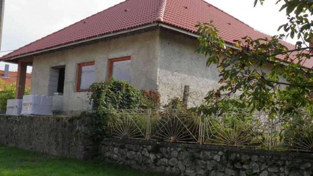 Haus zum Kauf provisionsfrei 73.000 € 158 m² 1.730 m² Grundstück Csabrendek