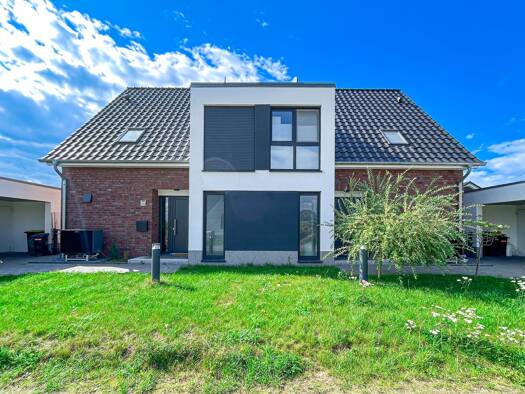 Doppelhaushälfte zur Miete 1.400 € 5 Zimmer 121 m² 404,5 m² Grundstück frei ab 01.10.2026 Wohnste 27419