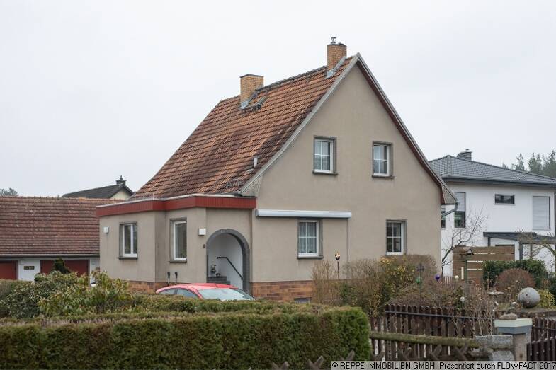 Einfamilienhaus zum Kauf 250.000 € 5 Zimmer 136 m² 1.018 m² Grundstück Bernsdorf Bernsdorf 02994