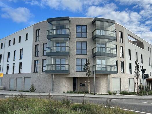 Wohnung zur Miete - Erstbezug 1.943 € 4 Zimmer 121,4 m² 3. Geschoss Pfarrmorgen Delkenheim Wiesbaden 65205