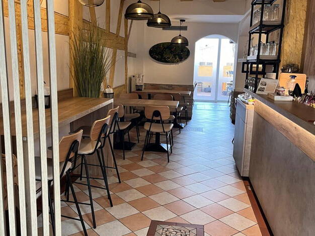 Restaurant zur Miete provisionsfrei 2.550 € 80 m² Gastrofläche 110 m² Grundstück Erlangen 91054