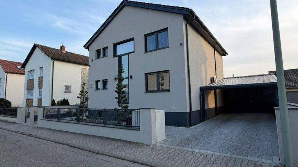 Einfamilienhaus zum Kauf provisionsfrei 960.000 € 7 Zimmer 290 m² 500 m² Grundstück Mutterstadt 67112
