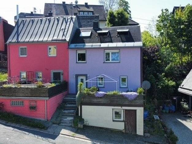 Doppelhaushälfte zum Kauf 69.000 € 5 Zimmer 103 m² 266 m² Grundstück Göhren Schwarzenbach a.Wald 95131