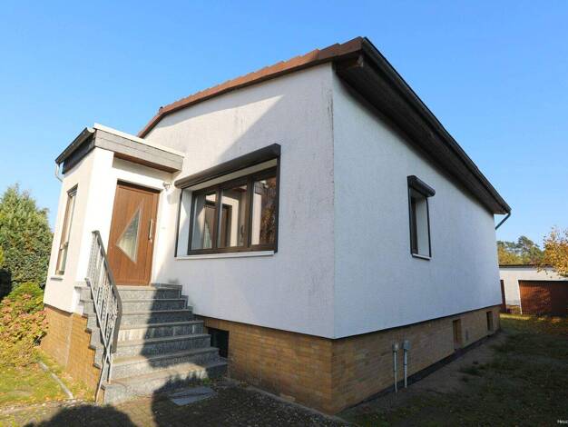 Bungalow zum Kauf 145.000 € 3 Zimmer 89 m² 945 m² Grundstück Winkel Gifhorn / Winkel 38518