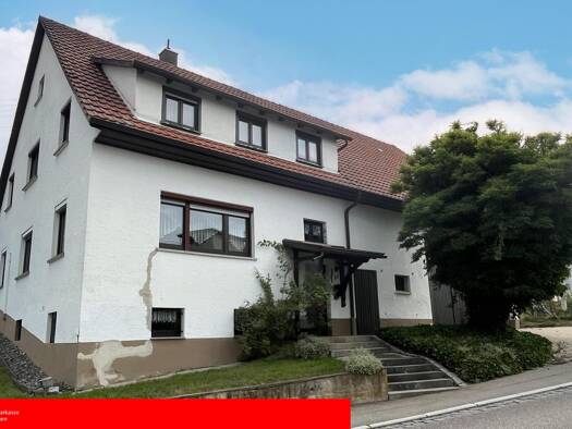 Bauernhaus zum Kauf 245.000 € 5 Zimmer 128 m² 699 m² Grundstück Wilflingen Wellendingen 78669