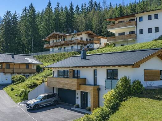 Einfamilienhaus zum Kauf 1.270.000 € 5 Zimmer 150,8 m² 738 m² Grundstück Waidring 6384