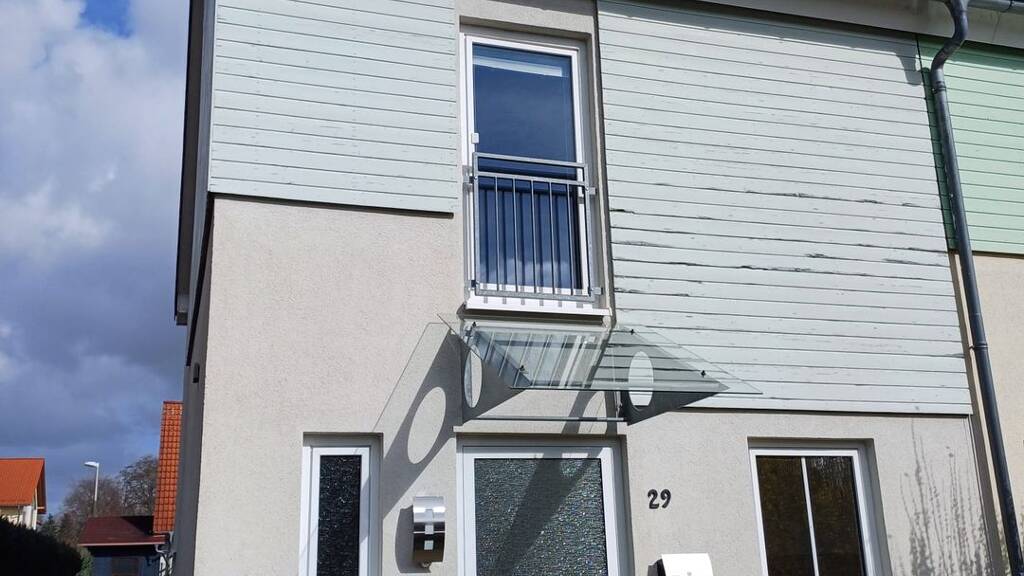 Doppelhaushälfte zur Miete 1.100 € 6 Zimmer 112 m² 250 m² Grundstück frei ab sofort Gert-Fröbe-Straße 29 Oberplanitz Zwickau 08064