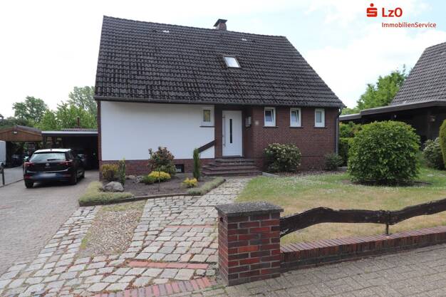 Einfamilienhaus zum Kauf 295.000 € 5,5 Zimmer 140 m² 857 m² Grundstück Hoykenkamp Ganderkesee 27777