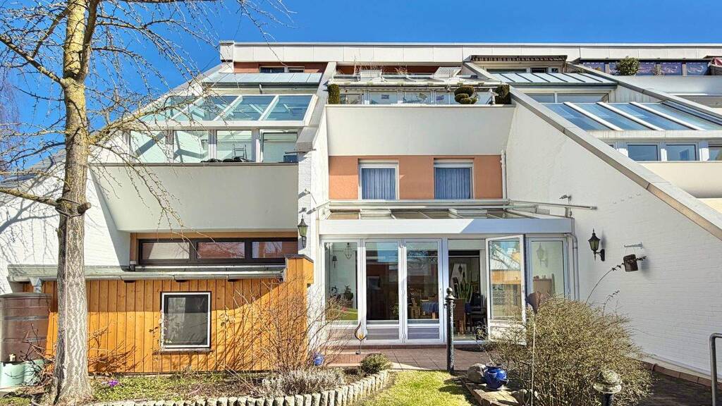 Schöne Maisonettewohnung mit Wintergarten & Garten in guter Lage - Nähe Silbersee