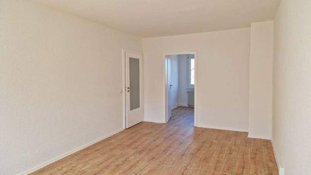 Wohnung zur Miete 380 € 4 Zimmer 68,6 m² 2. Geschoss frei ab sofort Jahnstraße 8 Leisnig 04703