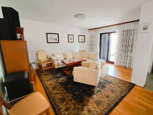 Haus zur Miete 1.000 € 4 Zimmer 100 m² Banfica, Varazdin Varaždin