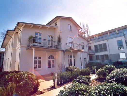 Wohnung zur Miete 1.492 € 2 Zimmer 75,1 m² 1. Geschoss frei ab 31.01.2026 Fischers Allee 12 b Ottensen Hamburg 22763