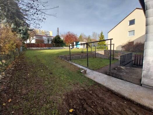 Terrassenwohnung zur Miete 650 € 4 Zimmer 70 m² 2 Geschosse frei ab 01.03.2026 Frühlingstraße Lengfeld Würzburg 97076