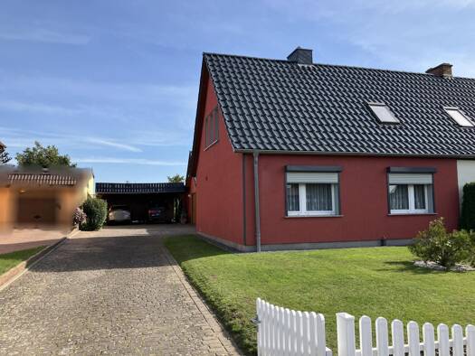 Mehrfamilienhaus zum Kauf 168.000 € 3 Zimmer 78 m² 1.208 m² Grundstück frei ab 01.04.2027 Demmin Demmin 17109