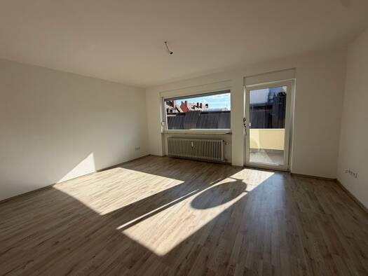 Wohnung zum Kauf 135.000 € 1 Zimmer 34 m² Geschoss 3/4 frei ab sofort Lorenz Nürnberg 90402