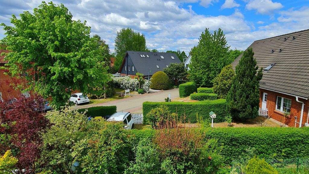 Wohnung zum Kauf 255.500 € 3,5 Zimmer 83 m² Geschoss 1/1 frei ab sofort Rüdnitz 16321