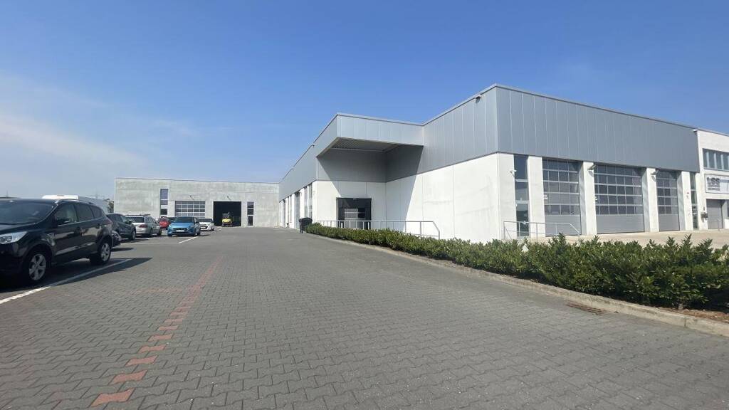 Lagerhalle zur Miete - Erstbezug provisionsfrei 7,25 € 1.454 m² Lagerfläche teilbar ab 1.454 m² Karnap Essen 45329