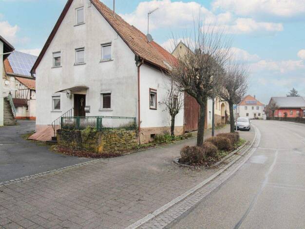 Sonstiges zum Kauf als Kapitalanlage geeignet 65.000 € 4 Zimmer 115 m² 95,3 m² Grundstück Großrinderfeld 97950