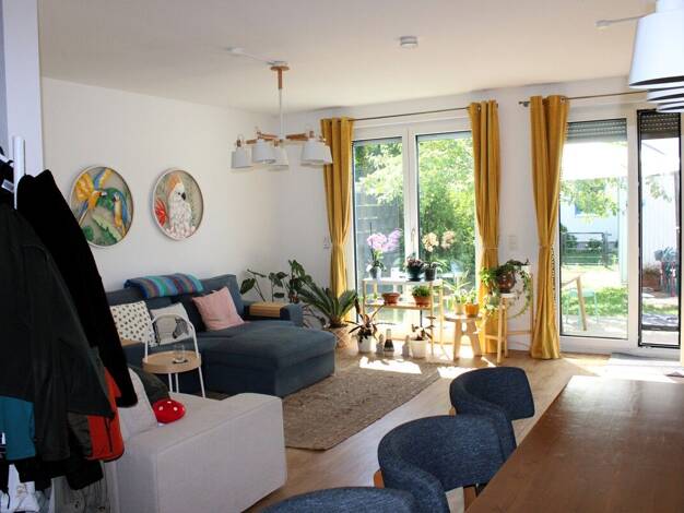 Reihenmittelhaus zur Miete 2.017 € 5 Zimmer 147 m² 186 m² Grundstück frei ab 01.10.2026 Hennigsdorf 16761