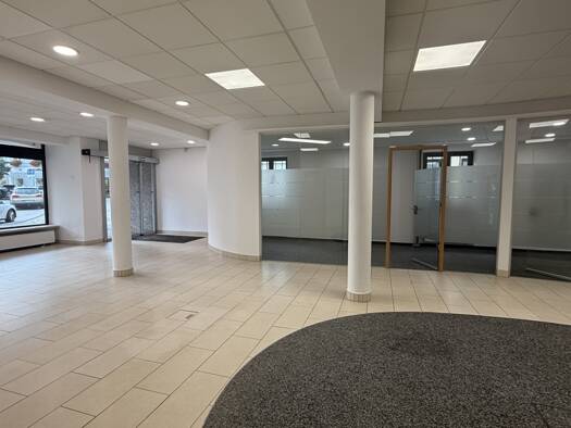 Verkaufsfläche zur Miete 2.300 € 8 Zimmer 230 m² Verkaufsfläche Miesbach 83714