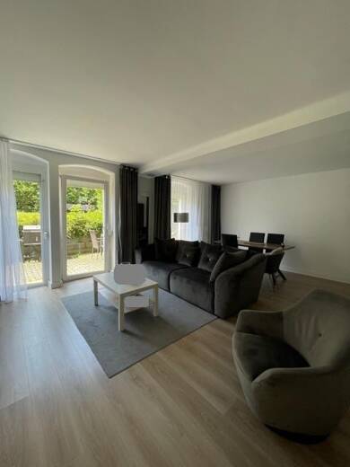Haus zum Kauf 400.000 € 16 Zimmer 441,4 m² 700 m² Grundstück Rudelswalde Crimmitschau 08451