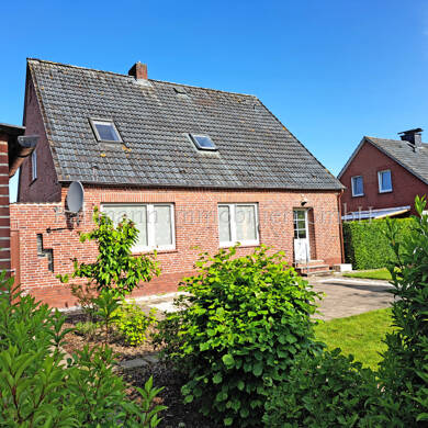 Einfamilienhaus zum Kauf 299.000 € 7 Zimmer 140,9 m² 601 m² Grundstück Altenbruch Cuxhaven 27478